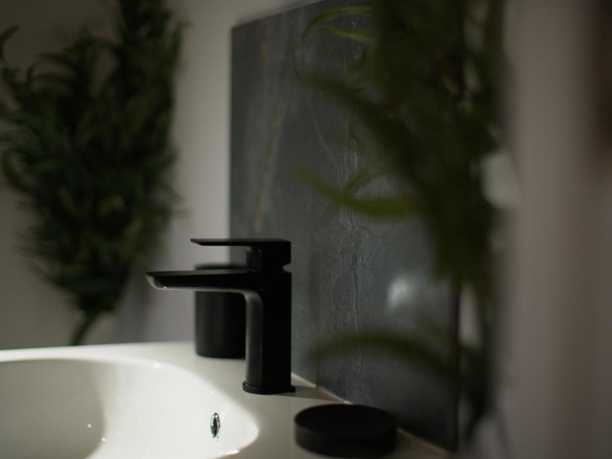 Beckdale Villa Pickering Bagian luar foto